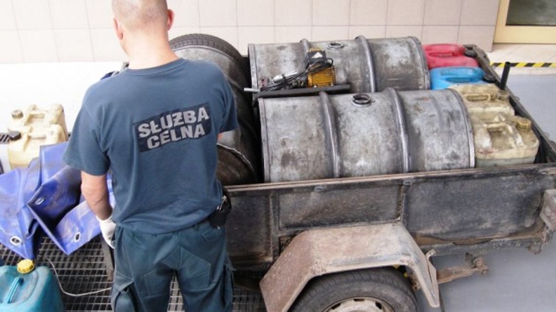 Kontrabanda w gołębniku i przyczepce Kontrabanda w gołębniku i przyczepce