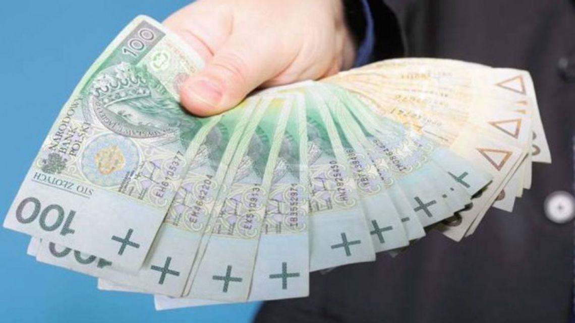 Kredyt przez Internet, czy warto? Kredyt przez Internet, czy warto?