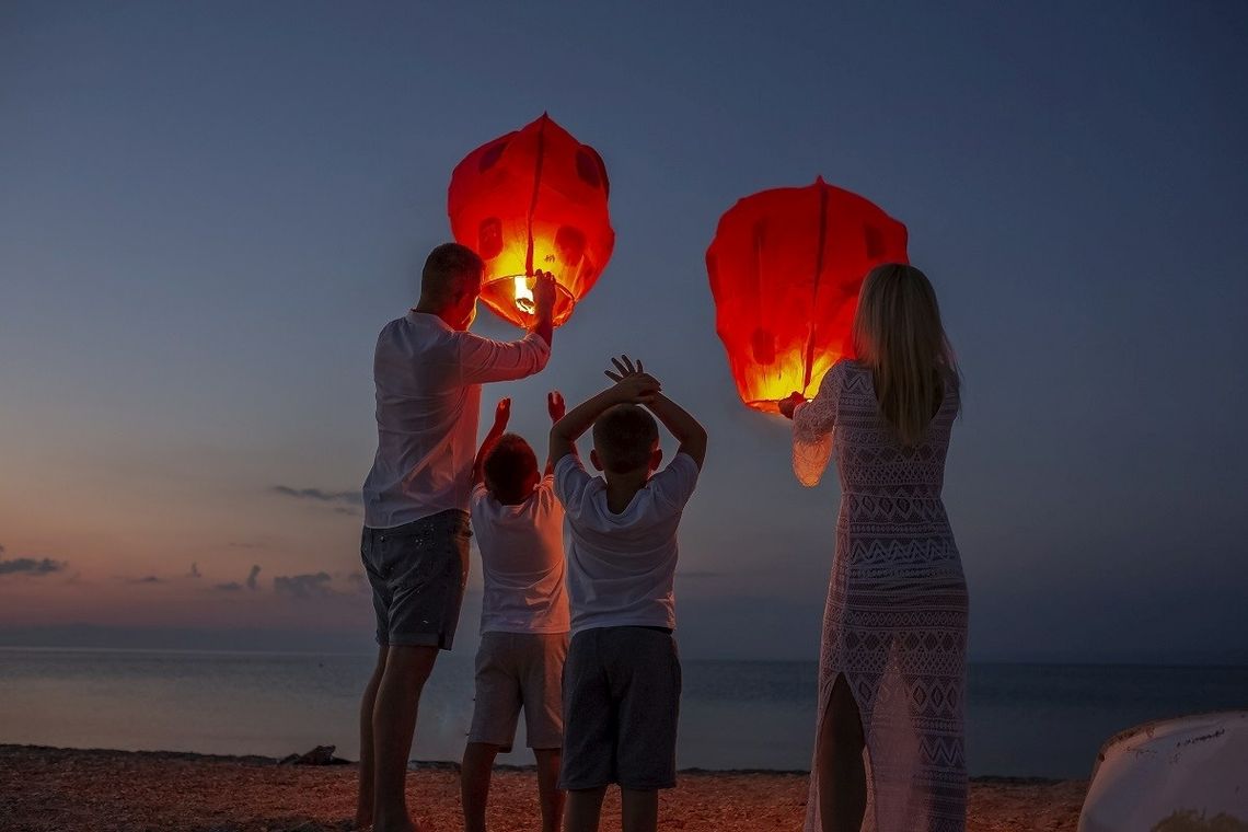 Lampiony NIEszczęścia. Ta zabawa może doprowadzić do tragedii Lampiony NIEszczęścia. Ta zabawa może doprowadzić do tragedii