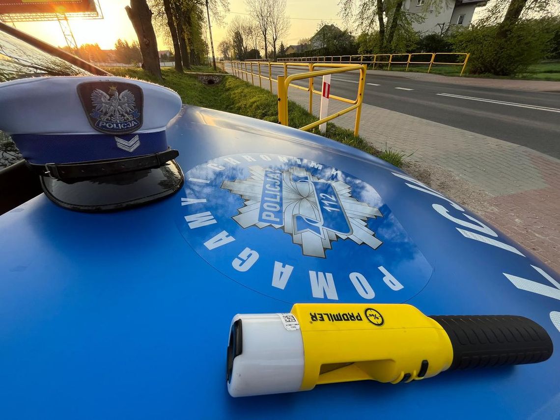 zaLany poniedziałek – Nietrzeźwy motorowerzysta z dożywotnim zakazem prowadzenia pojazdów zatrzymany w gminie Wizna