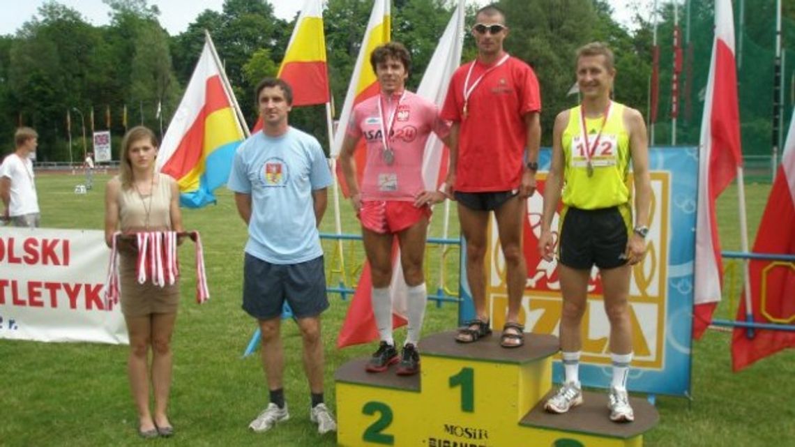 Łomżyniak ze srebrnym i złotym medalem