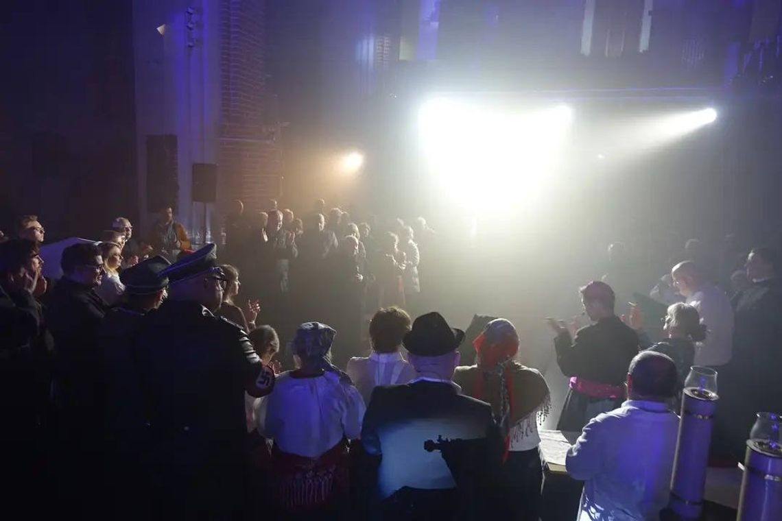 Łukomski Biskup Niezłomny w wykonaniu Teatralnej Doliny Miłosierdzia