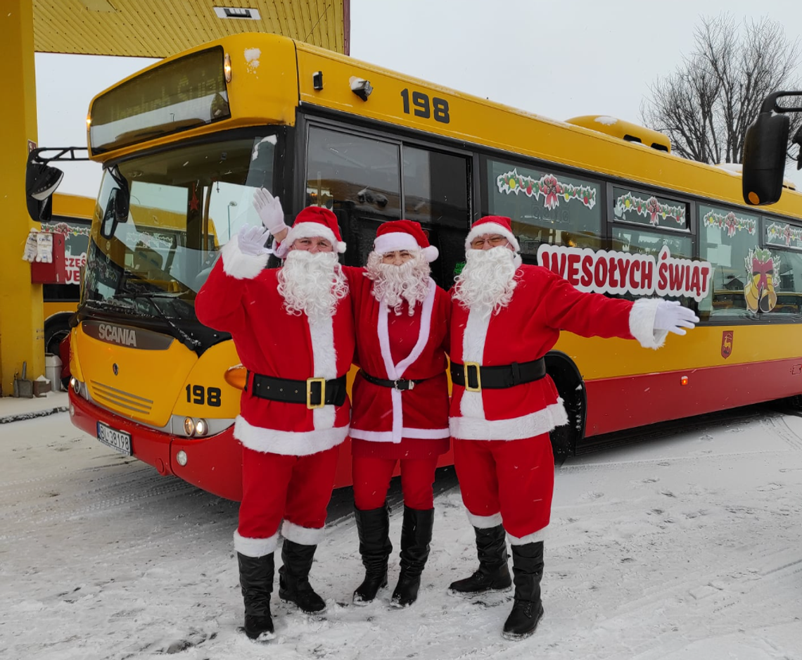 Magiczne Mikołajki w Łomży – MPK dołącza z ciepłym autobusem i słodkimi niespodziankami Magiczne Mikołajki w Łomży – MPK dołącza z ciepłym autobusem i słodkimi niespodziankami