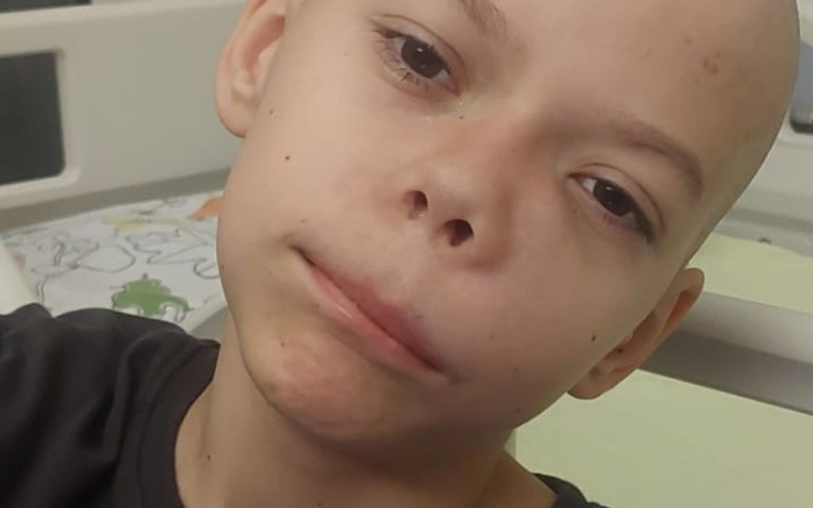Michał ma 11 lat, choruje na nowotwór złośliwy - mięsak Ewinga. Każde wsparcie na wagę życia