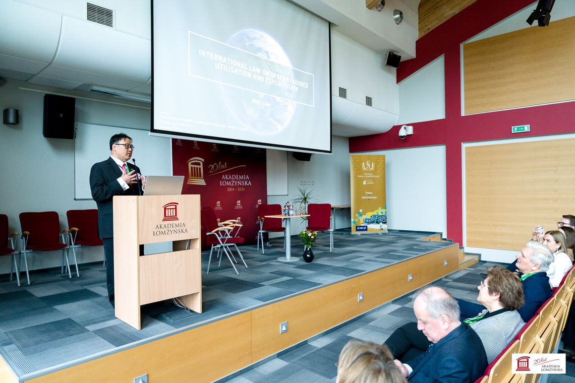 Międzynarodowa konferencja dotycząca prawa kosmicznego w Akademii Łomżyńskiej