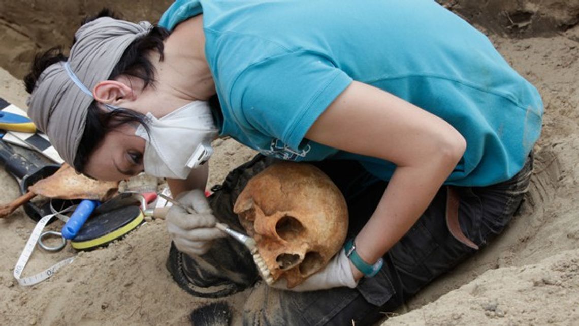 „Milcząc, wołają” – wystawa zbrodni komunistycznych w PWSIiP „Milcząc, wołają” – wystawa zbrodni komunistycznych w PWSIiP