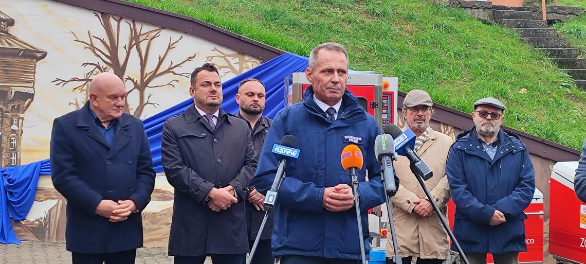 Milion złotych dla bezpieczeństwa wodnego Łomży. MPWiK kupiło nowoczesny sprzęt i odsłoniło historyczny mural - [VIDEO]