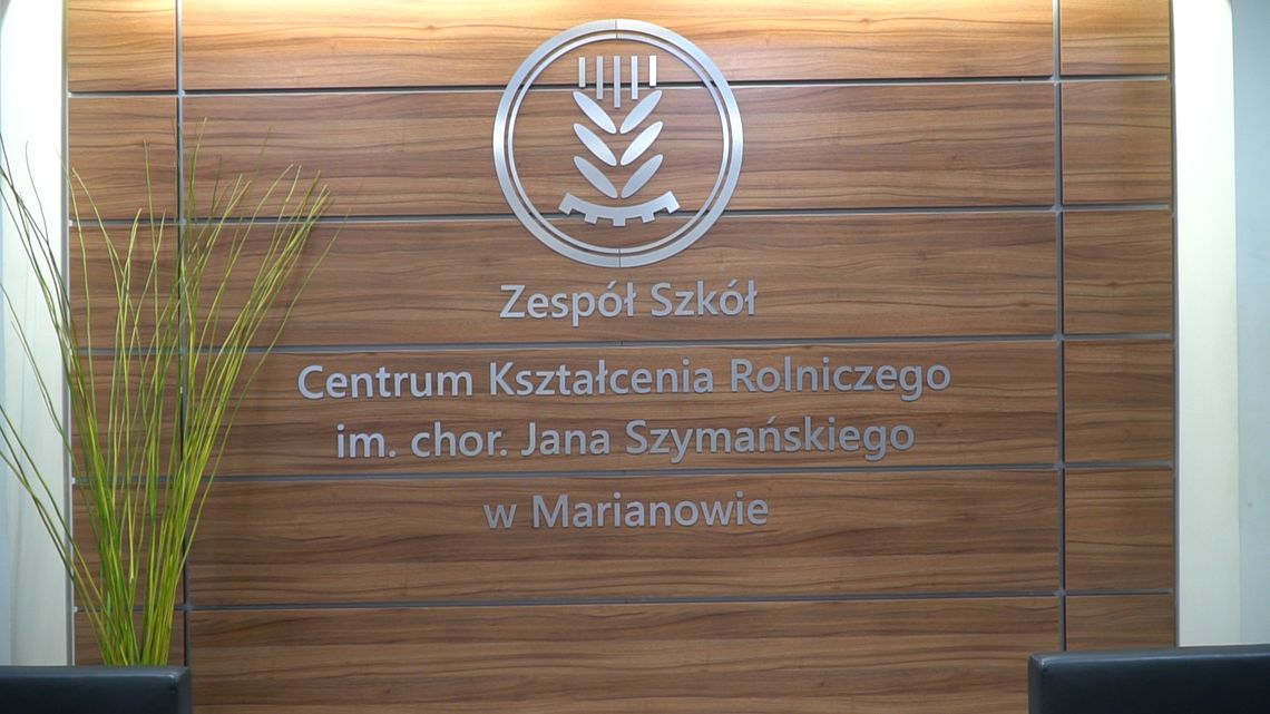  Minister Jan Krzysztof Ardanowski odwiedził Zespół Szkół w Marianowie [VIDEO] 