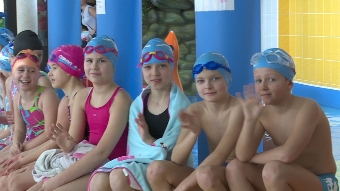 Mistrzostwa Kolna w pływaniu [VIDEO] 