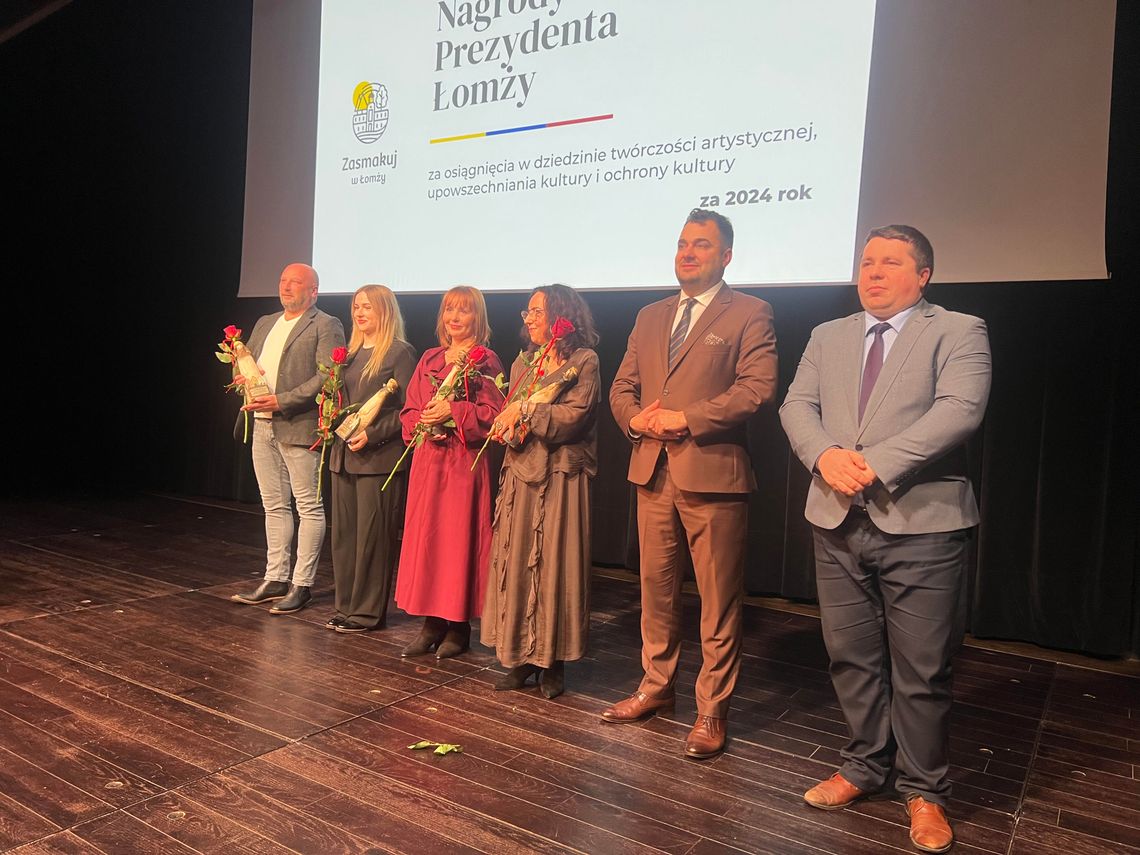 Nagrody Prezydenta Łomży dla twórców kultury. Doceniono artystów, instytucje i młode talenty