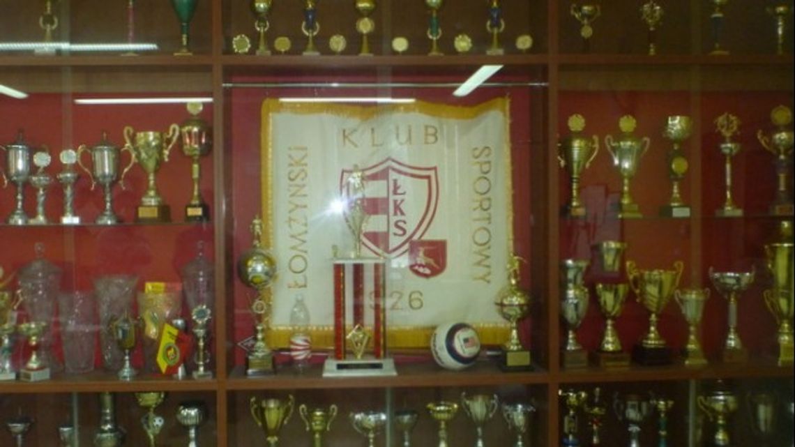 Najcenniejsze pamiątki łomżyńskiego sportu w jednym miejscu Najcenniejsze pamiątki łomżyńskiego sportu w jednym miejscu