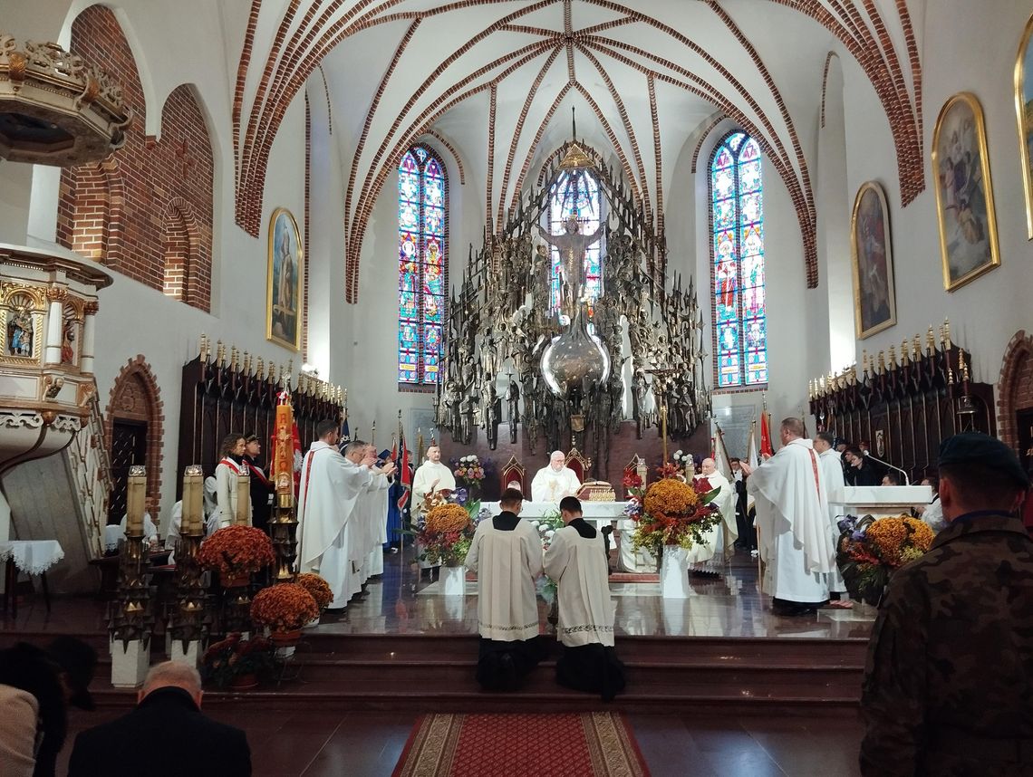 Narodowe Święto Niepodległości w Łomży: tradycja, duchowość, wspólnota [VIDEO]