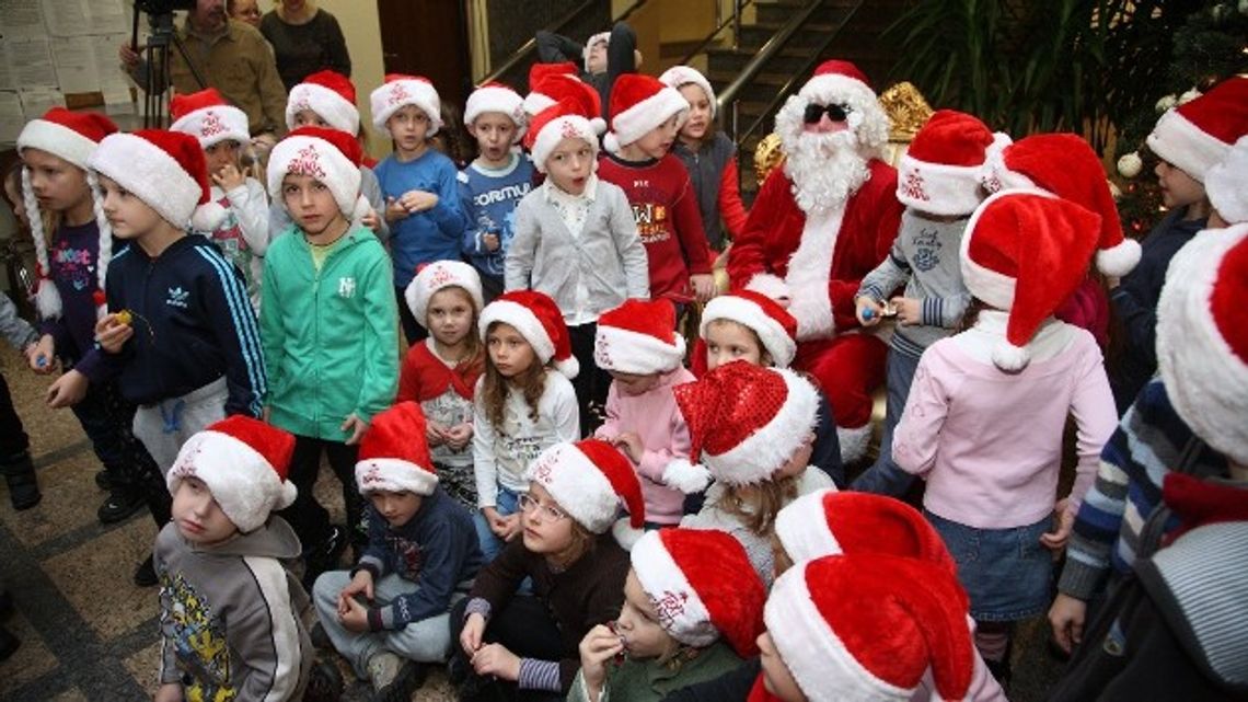 Narwiański Mikołaj w Ratuszu Narwiański Mikołaj w Ratuszu