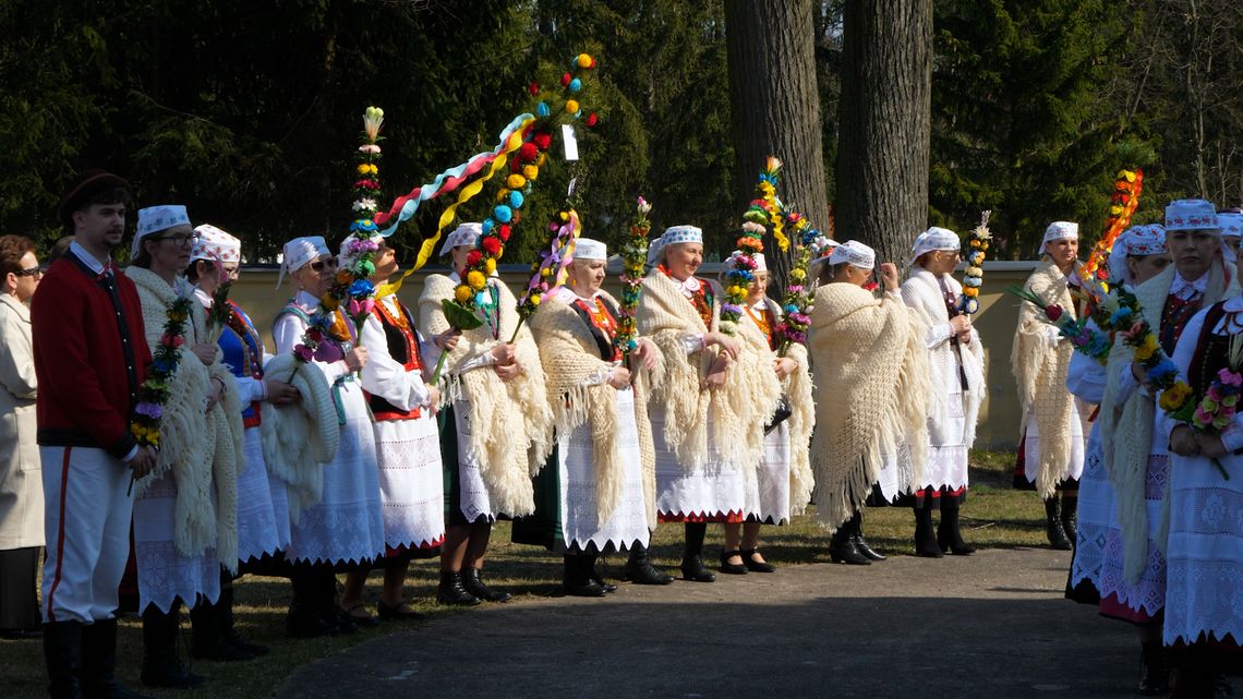 Niedziela Palmowa w Zbójnej – święto tradycji, wspólnoty i kurpiowskiej tożsamości - [VIDEO]