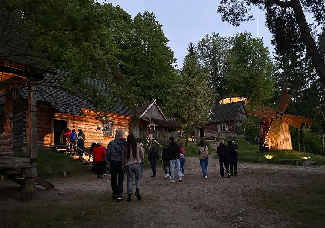 Noc Muzeów w Skansenie Kurpiowskim w Nowogrodzie