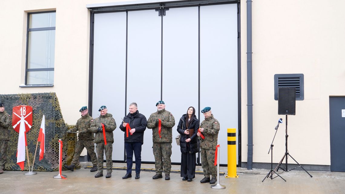 Nowa hala remontowa w Łomżyńskim Pułku Logistycznym oficjalnie otwarta - [VIDEO]