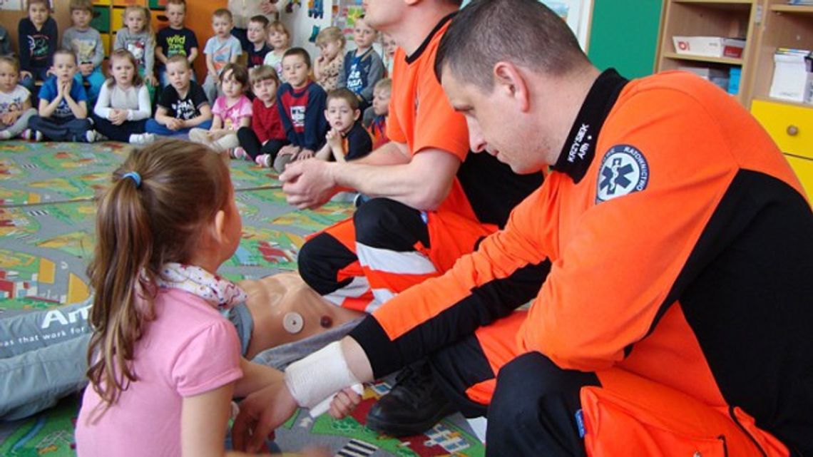 Nowogród. „CZYM SKORUPKA ZA MŁODU...” Nowogród. „CZYM SKORUPKA ZA MŁODU...”