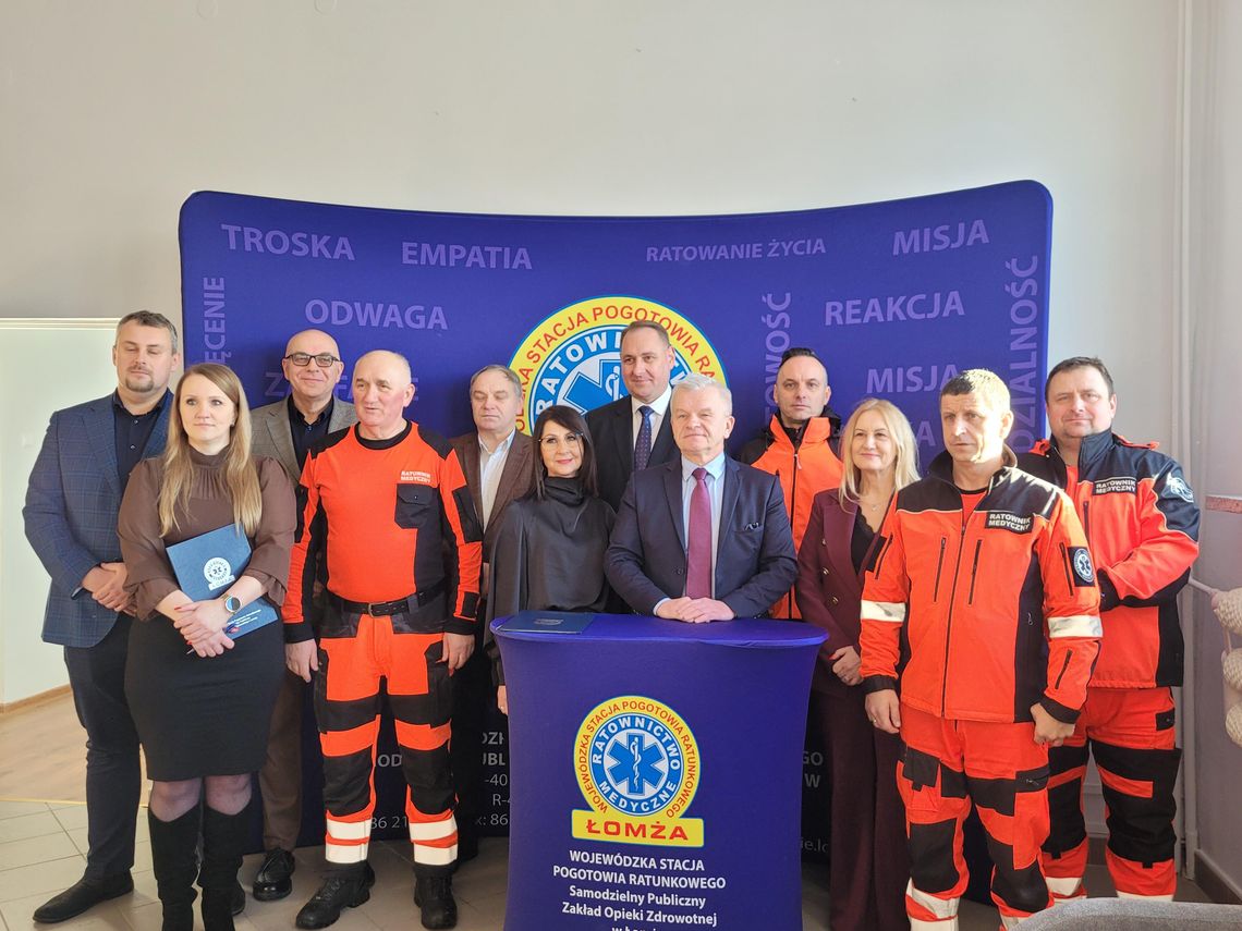 Nowy zespół ratownictwa medycznego w Jedwabnem. Szybsza pomoc dla mieszkańców regionu