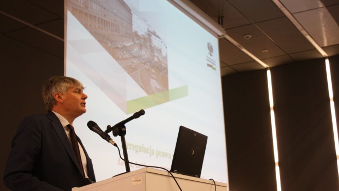 O deregulacji w PWSIiP