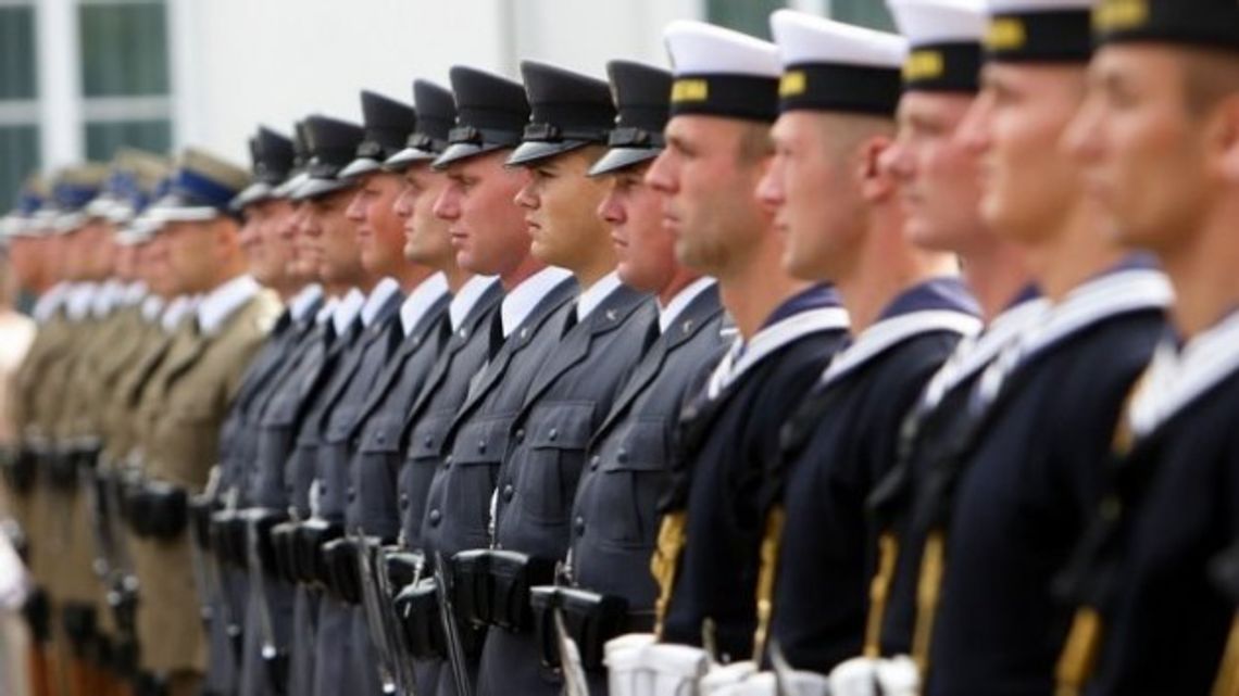 Obchody Święta Wojska Polskiego w Łomży Obchody Święta Wojska Polskiego w Łomży