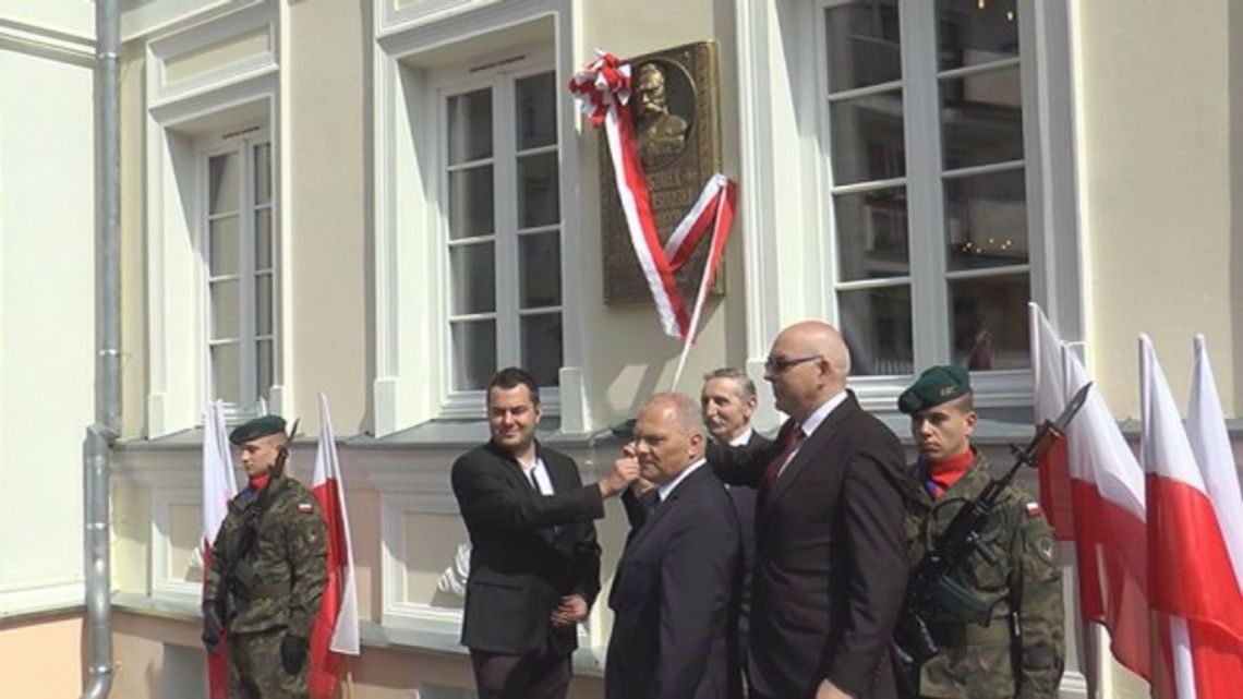 Odsłonięcie Tablicy upamiętniającej marszałka Piłsudskiego