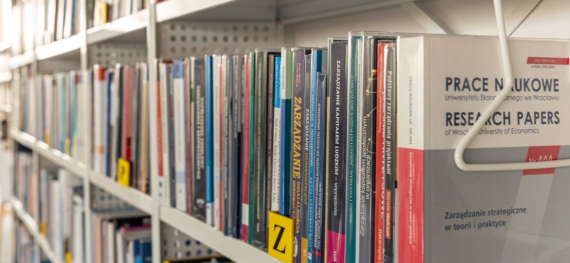 Ogłoszenie konkursu na kandydata na stanowisko dyrektora Książnicy Podlaskiej im. Łukasza Górnickiego w Białymstoku