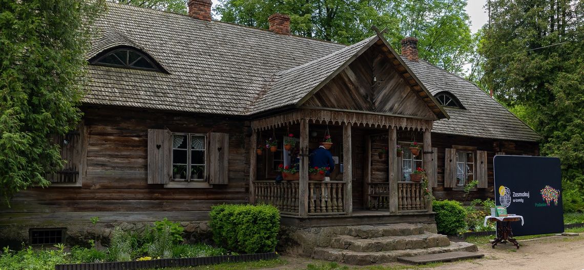 Ogłoszenie konkursu na kandydata na stanowisko dyrektora Muzeum - Skansenu Kurpiowskiego im. Adama Chętnika w Nowogrodzie Ogłoszenie konkursu na kandydata na stanowisko dyrektora Muzeum - Skansenu Kurpiowskiego im. Adama Chętnika w Nowogrodzie