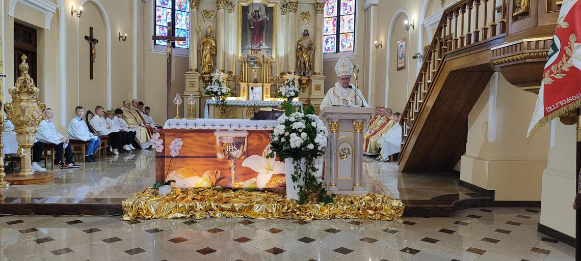 Ołtarz, który zostanie na pokolenia - [VIDEO]
