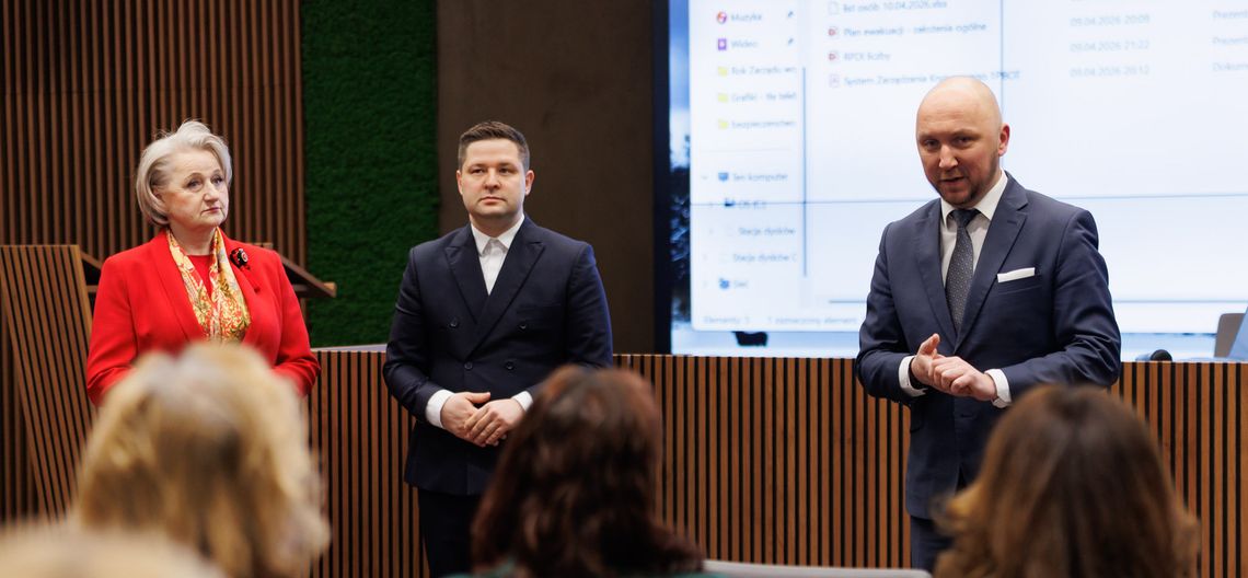 Osoby z niepełnosprawnościami w centrum zarządzania kryzysowego Osoby z niepełnosprawnościami w centrum zarządzania kryzysowego