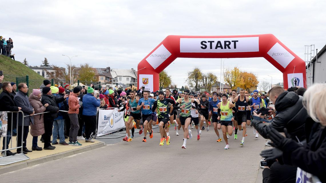 Otwarte Mistrzostwa Polski w Biegu Ulicznym na 5 km - KOLNO -[ VIDEO]