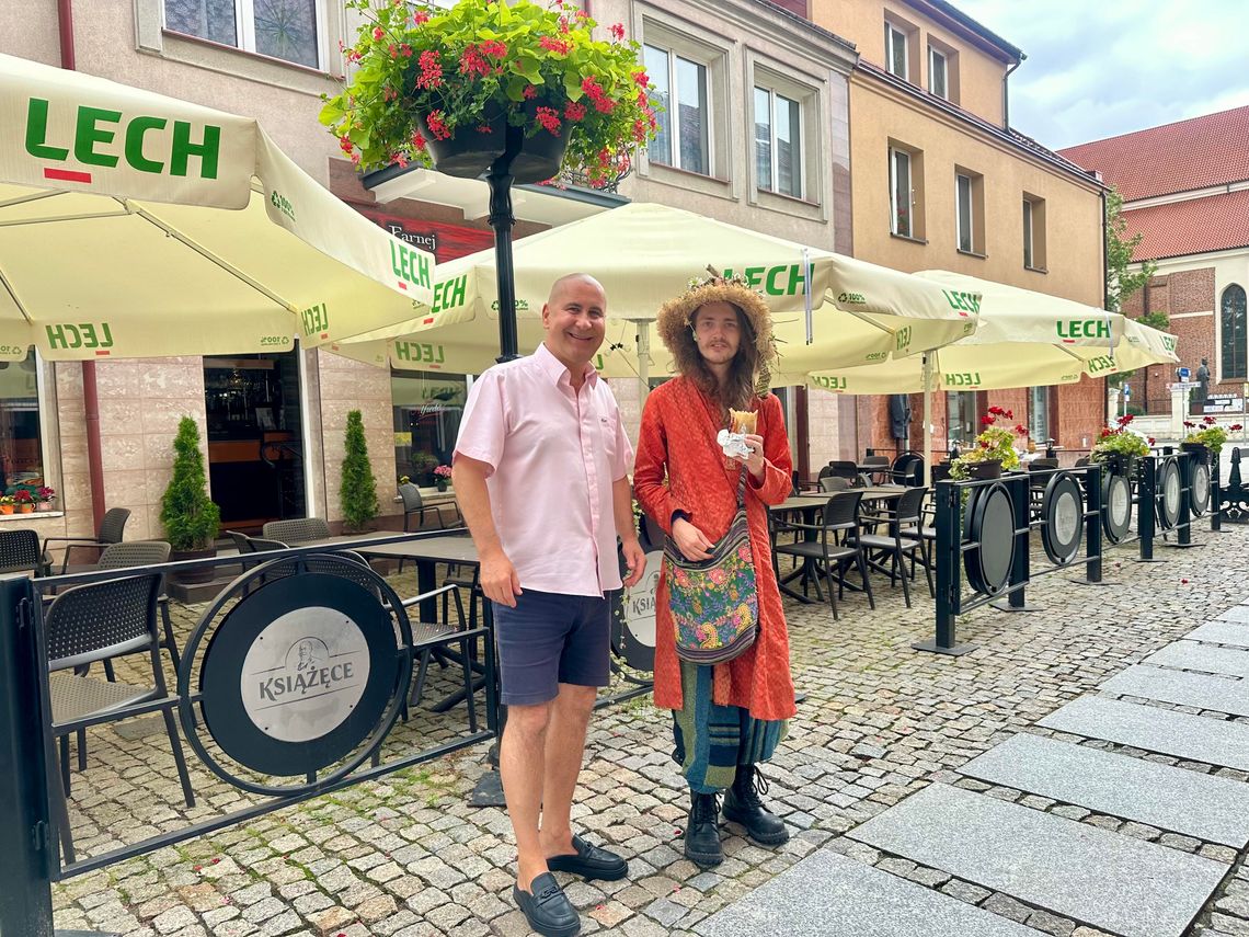 Pan Samochodzik na Starówce w Łomży