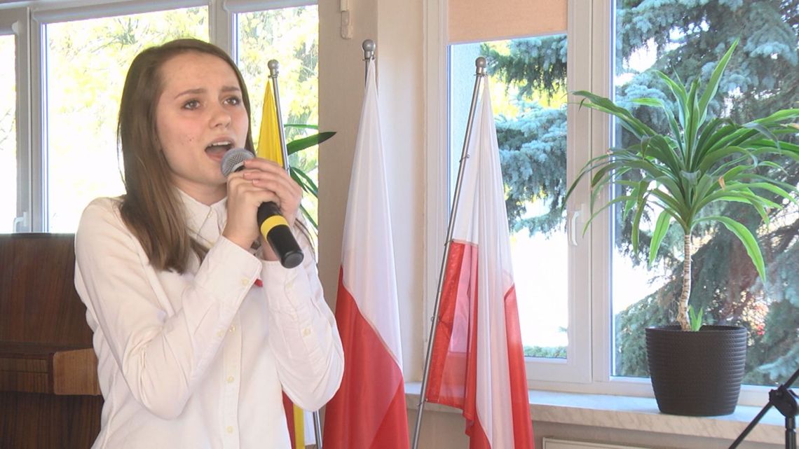 Patriotyczne pieśni w Kolnie [VIDEO]