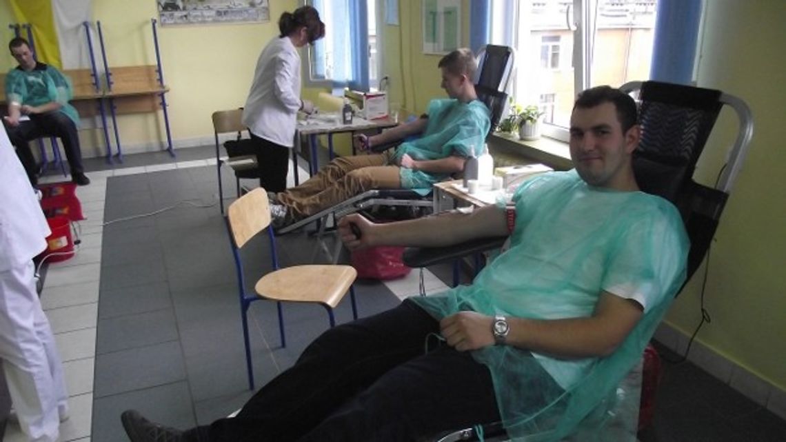Pierwsza w tym roku szkolnym akcja oddawania krwi w Wecie