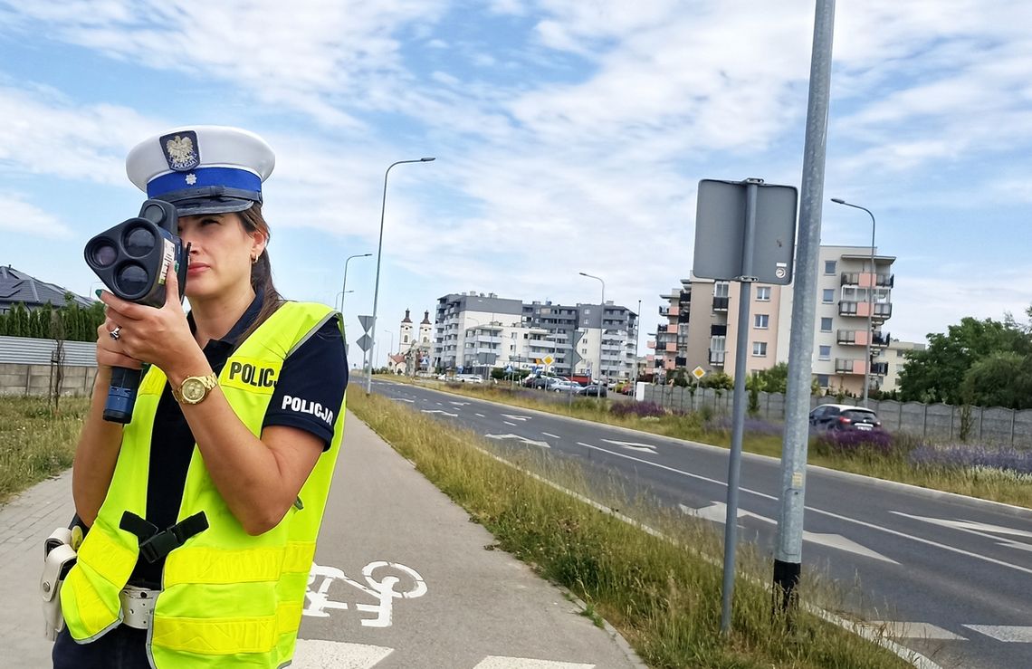 Policjanci sprawdzali prędkość