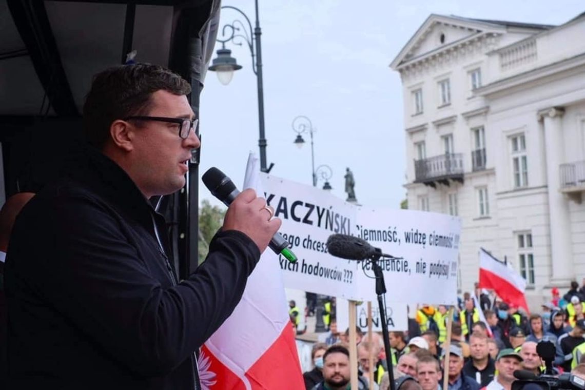 Poseł Stefan Krajewski: Przez Polskę przejdzie tsunami upadłości
