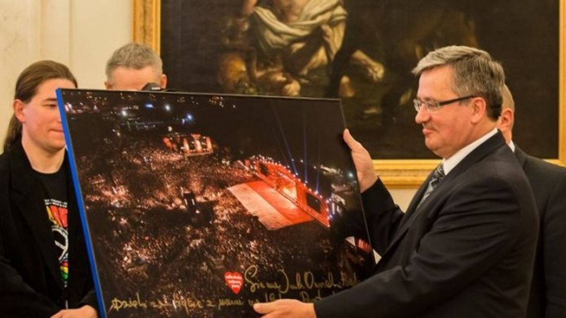 Prezydent otrzymał zdjęcie łomżyńskiego fotografa Prezydent otrzymał zdjęcie łomżyńskiego fotografa