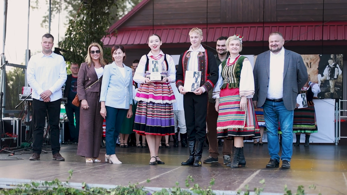 Przegląd Zespołów Ludowych Mikołaja Turkowicza – Tradycja Podlasia w Nowoczesnym Wydaniu