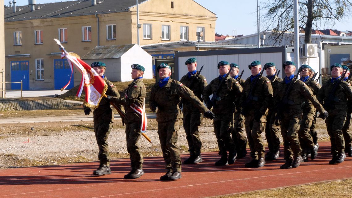 Kolejni ochotnicy wstąpili w szeregi Wojska Polskiego - [VIDEO]