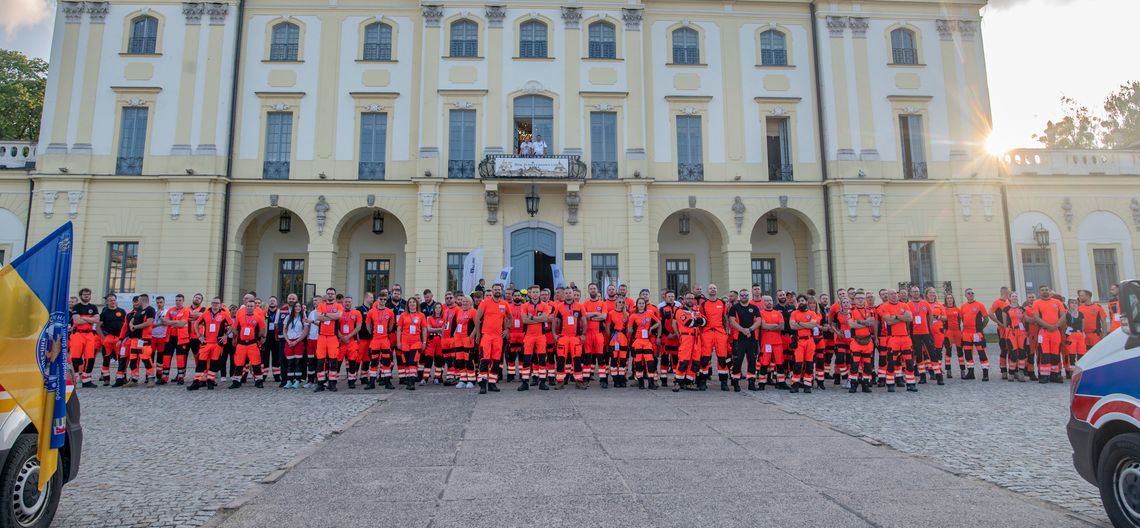 „Ratujmy życie. Razem” – apel o współpracę z pracownikami medycznymi