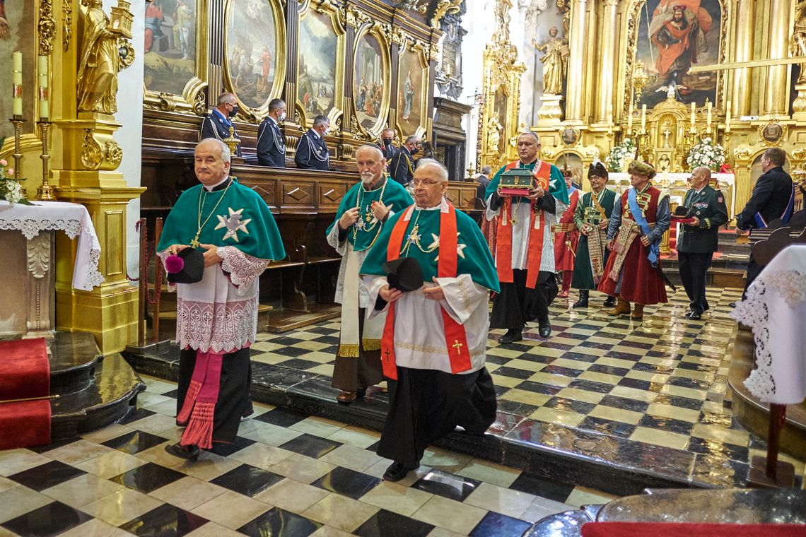 Relikwia Św Floriana trafiła do parafii w Kuczynie przy okazji Walnego Zgromadzenia Bogactw Kurkowy [VIDEO i FOTO]