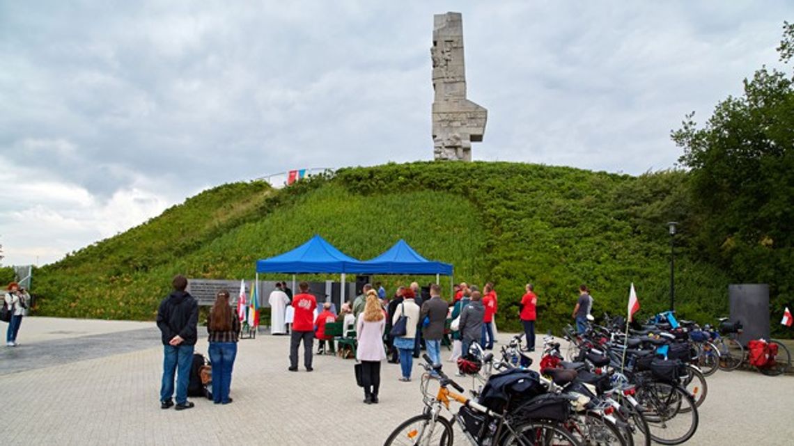 Rowerowi pielgrzymi z Łomży piszą do szefowej rządu Rowerowi pielgrzymi z Łomży piszą do szefowej rządu