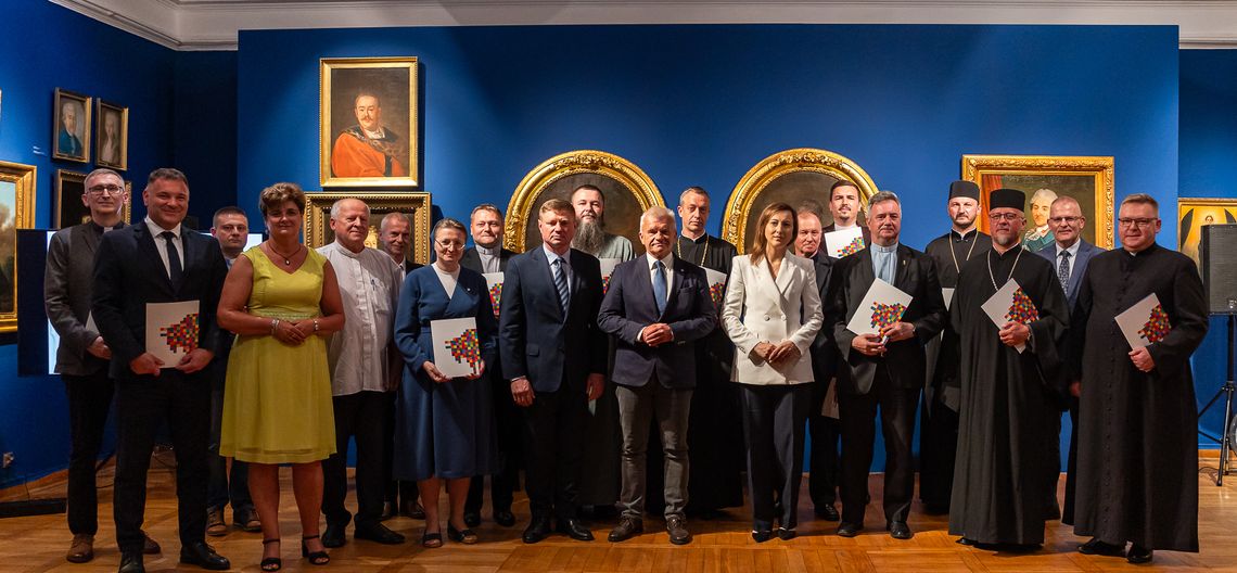 Samorząd województwa przekazał kolejne dotacje na ratowanie zabytków