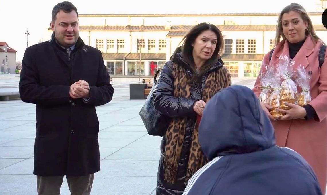 Samorządowa kampania wyborcza w Łomży trawa - [VIDEO]