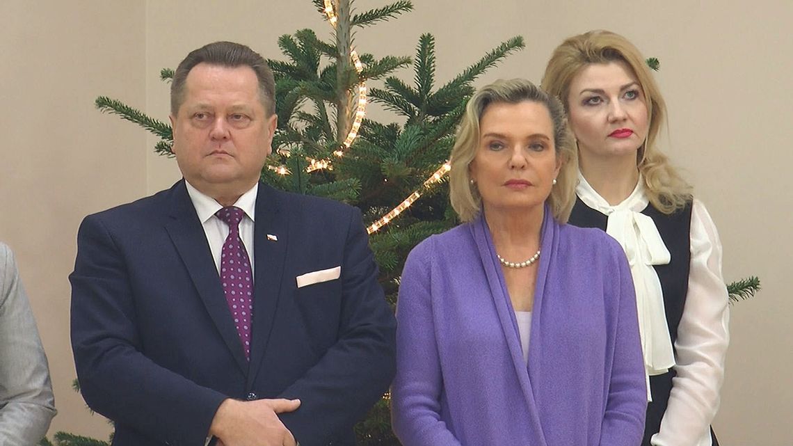 Senator Anna Maria Anders i poseł, wiceminister Jarosław Zieliński - spotkanie opłatkowe [VIDEO]