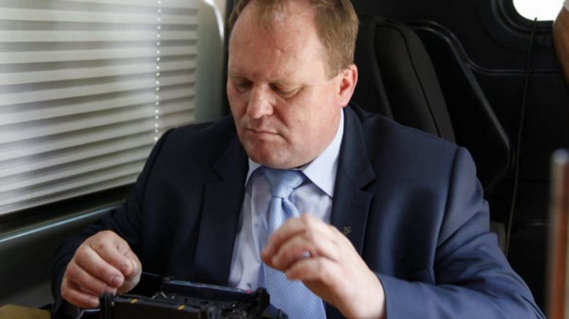 Spawanie i serfowanie Spawanie i serfowanie