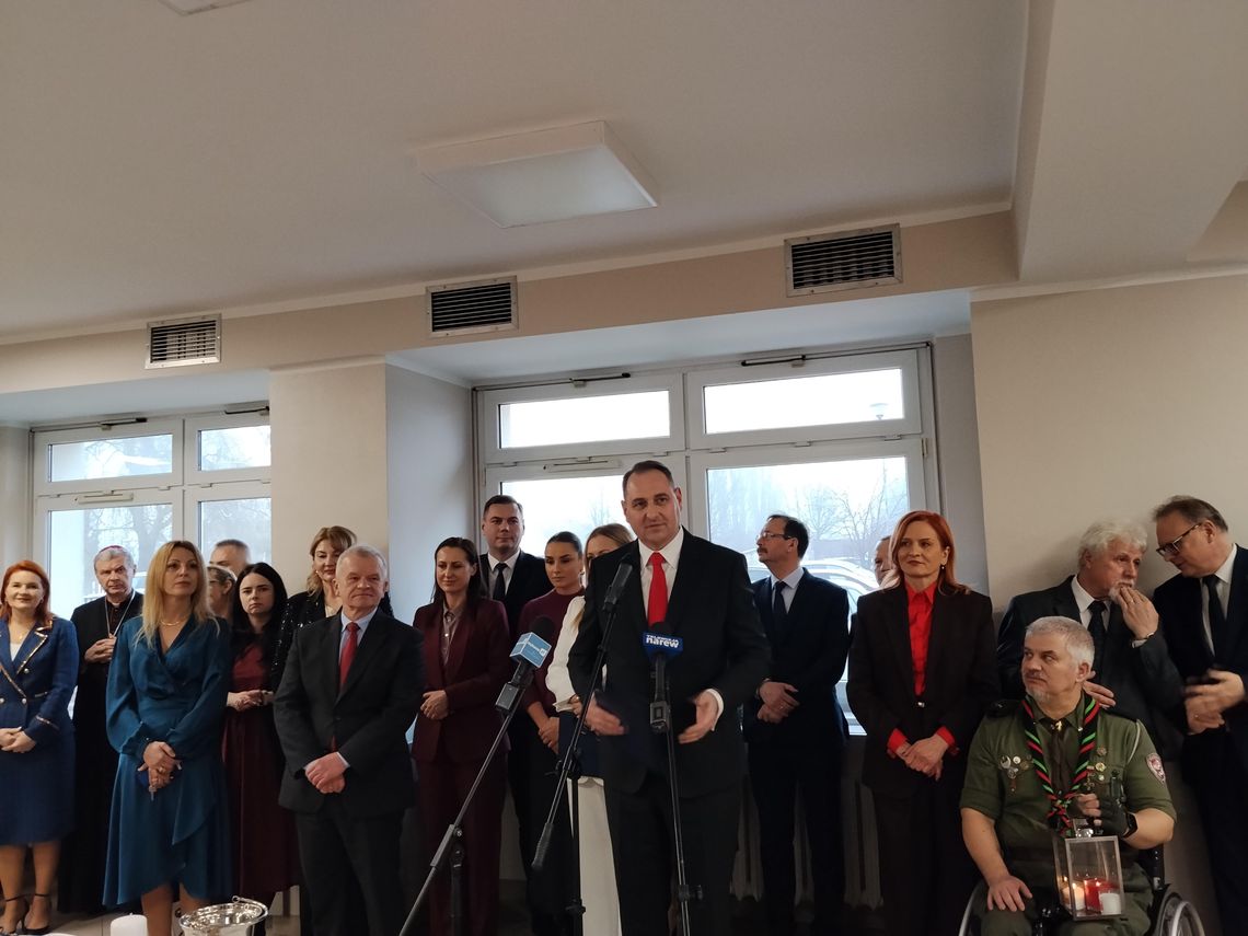 Spotkanie opłatkowe w Szpitalu Wojewódzkim w Łomży – podsumowanie roku i świąteczna atmosfera [VIDEO]