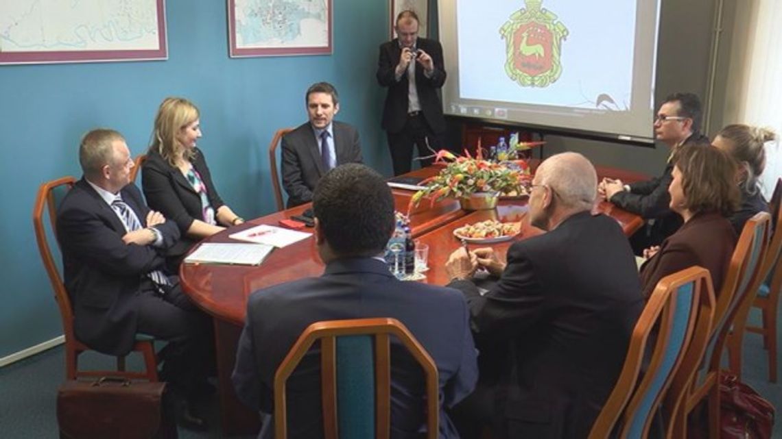 Spotkanie w Ratuszu dot. realizacji projektu "Knieja" VIDEO