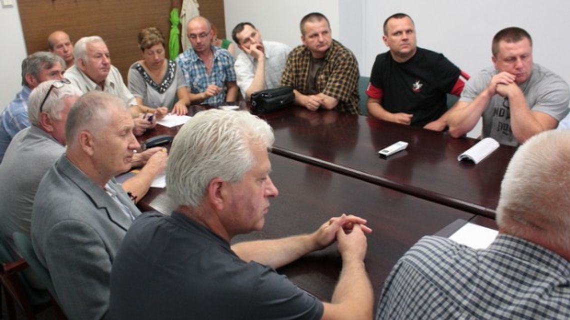 Spotkanie w sprawie budowy hali na targowisku