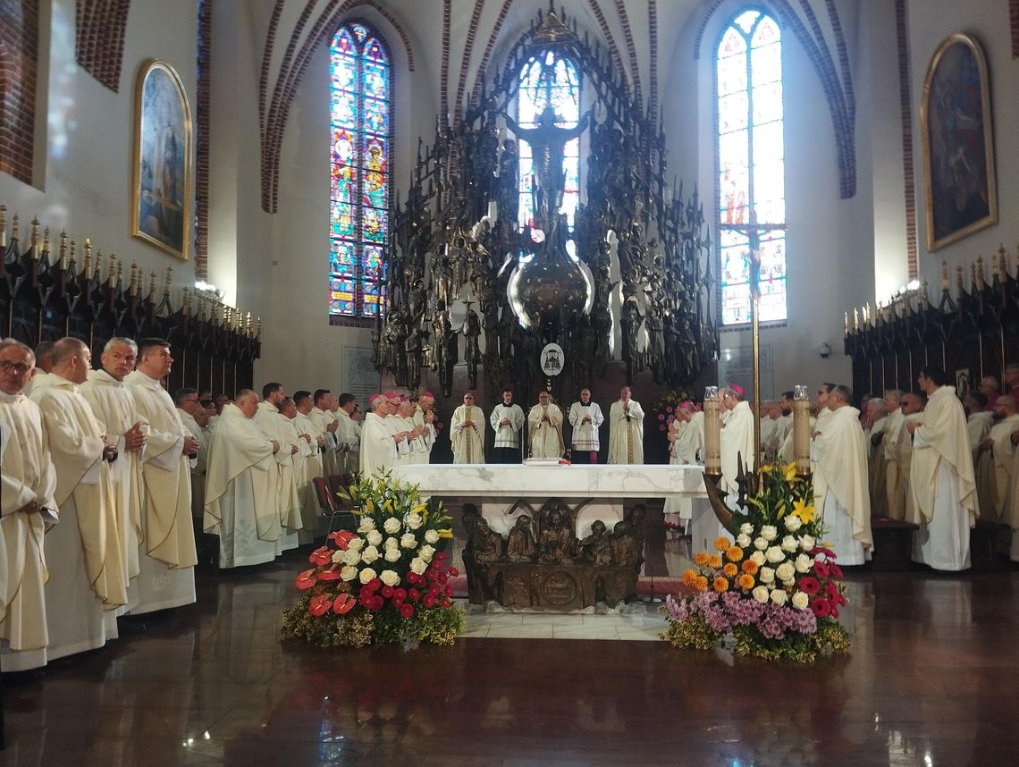 Stulecie Diecezji Łomżyńskiej – Wspólnota Wiary, Tradycji i Nadziei [VIDEO]