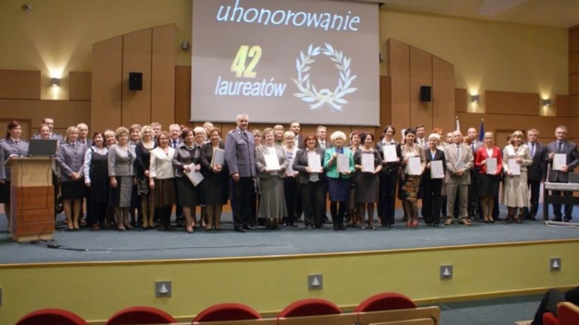 „Szkoła Bezpieczna i Przyjazna Uczniom” „Szkoła Bezpieczna i Przyjazna Uczniom”